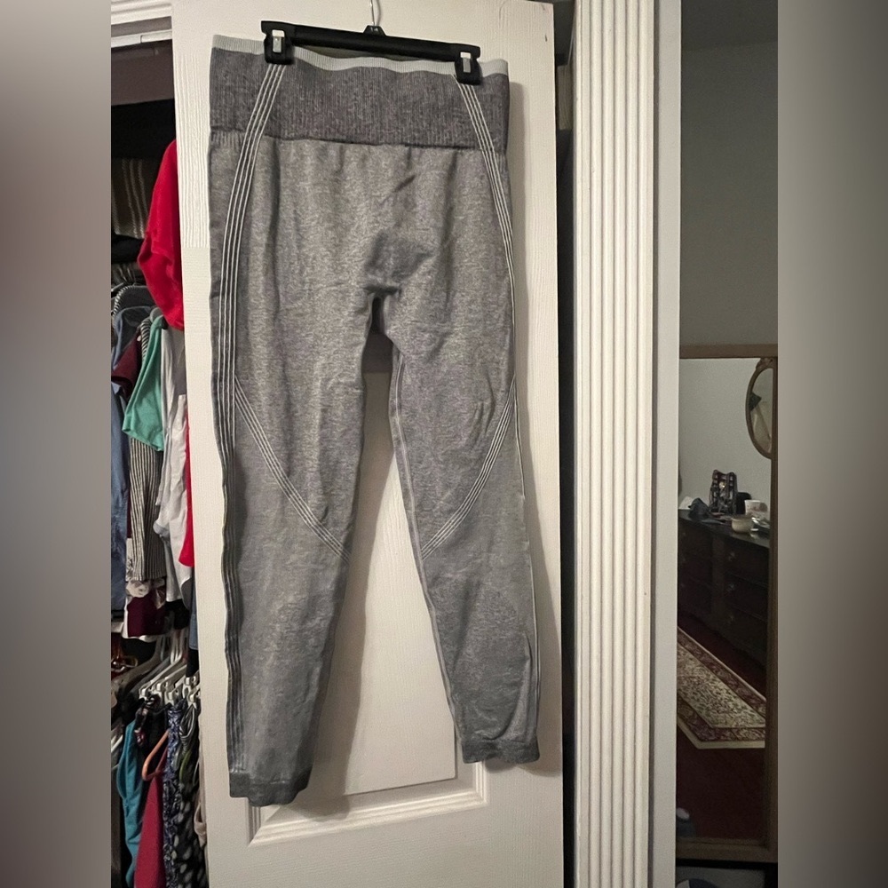 SPANX Seamless Sculpt Leggings